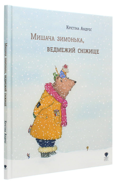 Mus vinter, bär snö